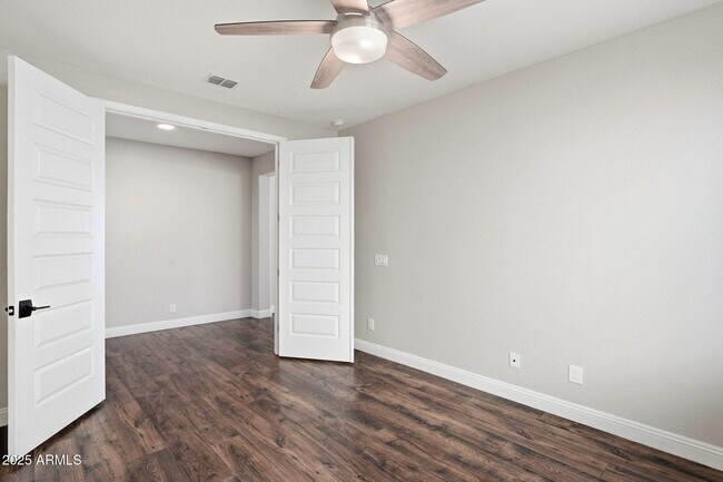 Building Photo - 25632 N 161st Ave