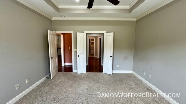 Building Photo - 117 Memory Lane