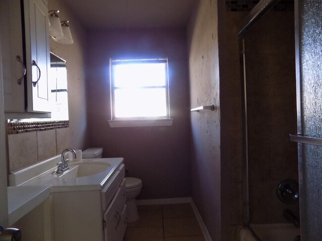 Building Photo - 1016 Billie Ruth Ln