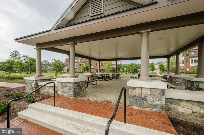 Building Photo - 13226 Deer Highlands Way