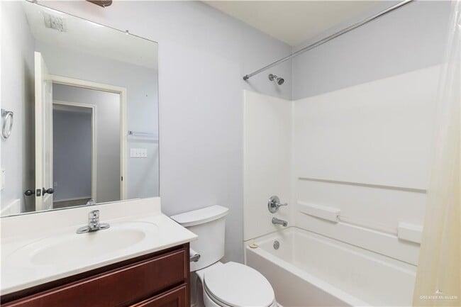 Building Photo - 3625 Prestwick St