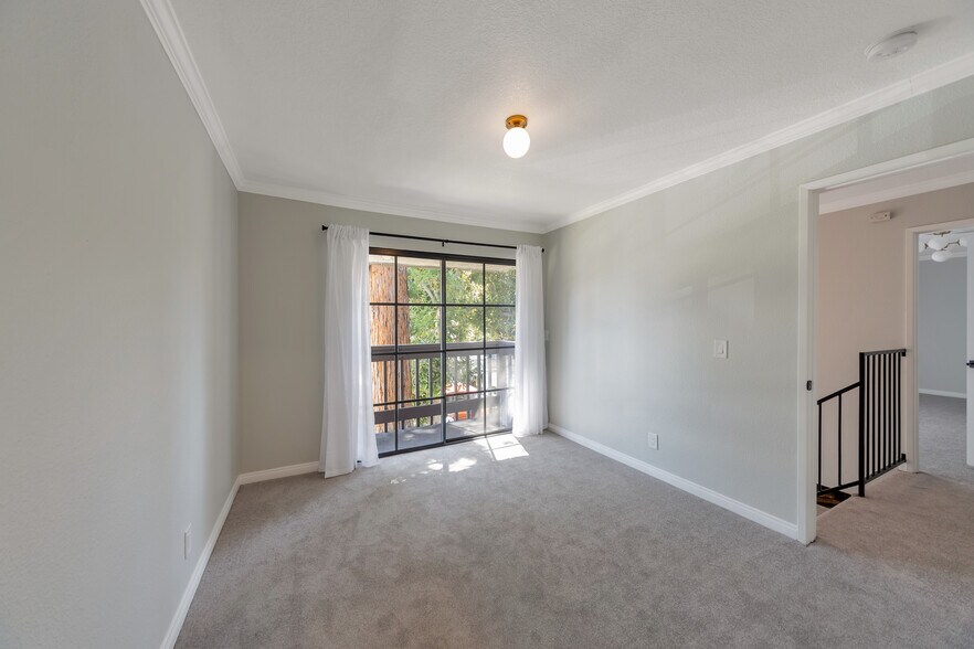 Building Photo - 4509 Vista Del Monte Ave