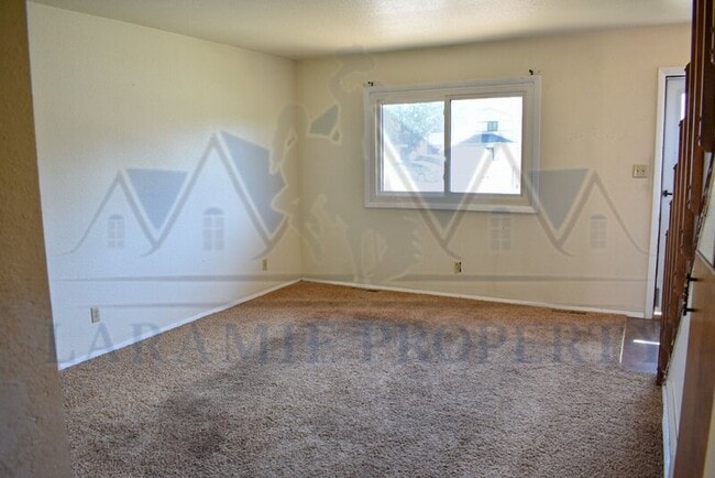 Building Photo - 1366 N 19th St