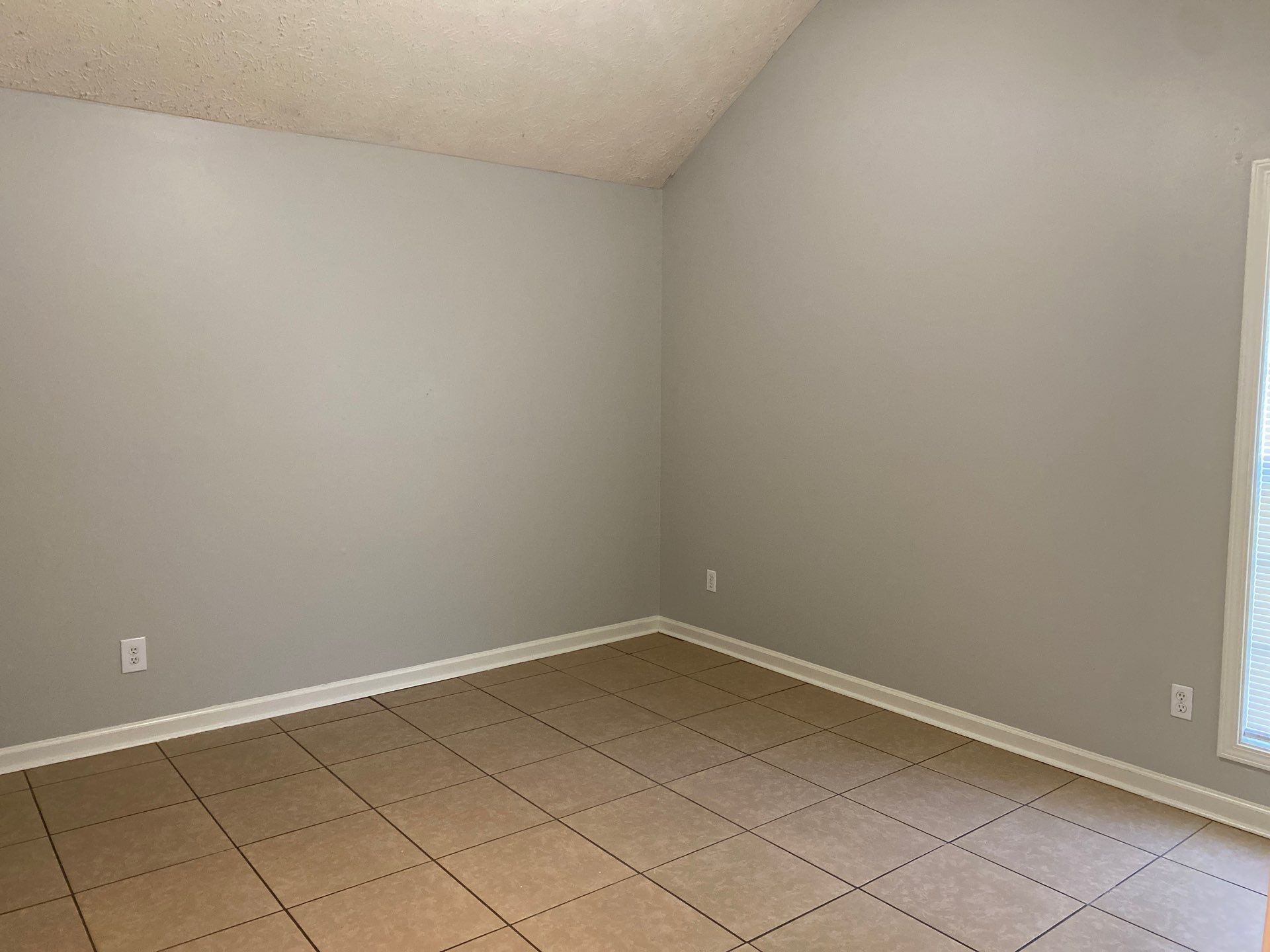 Building Photo - 55 Leafwood Cv