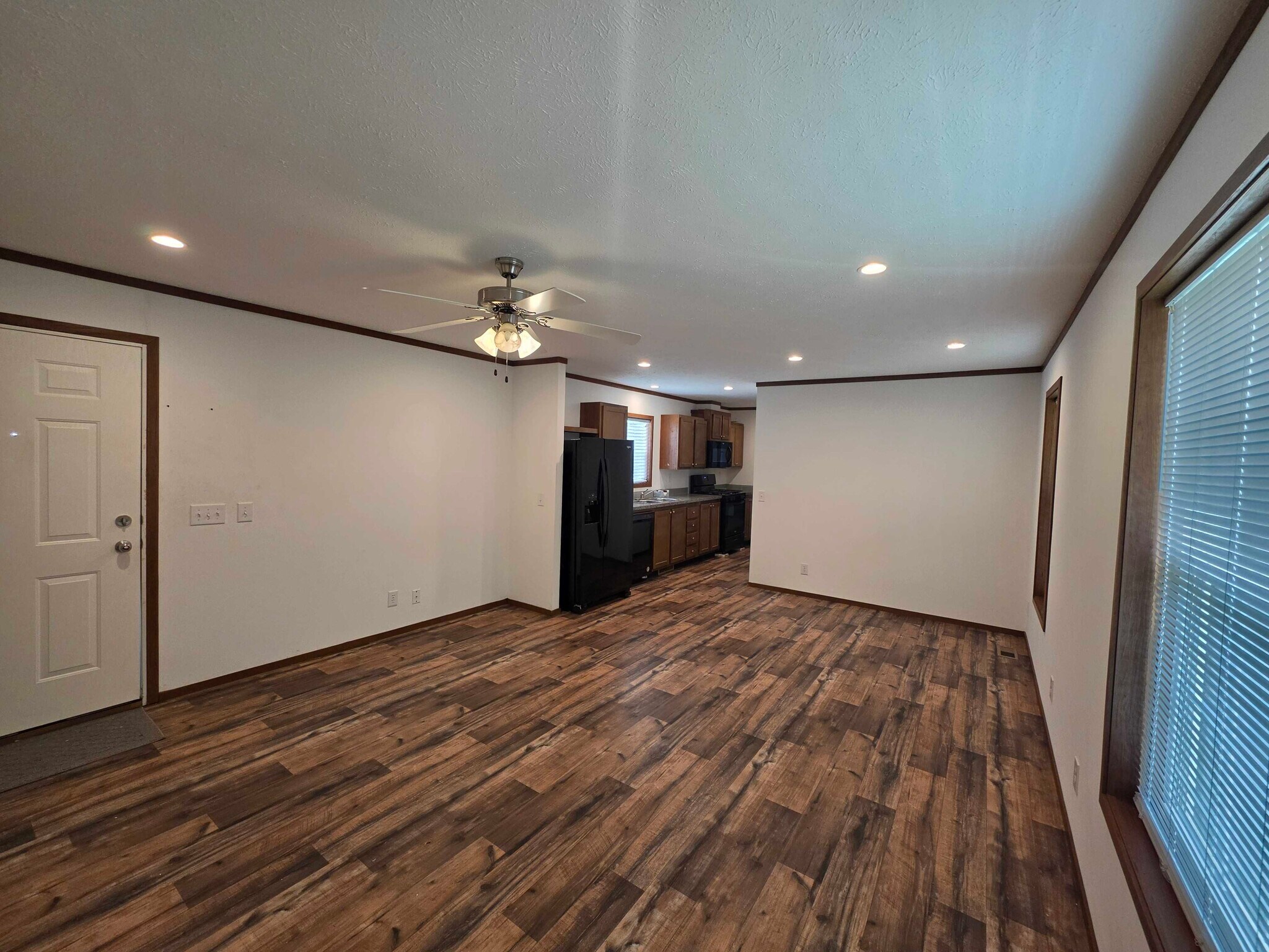 Building Photo - 36 Meggan Dr