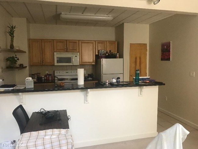 Building Photo - 419 S 19th St