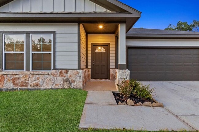 Building Photo - 2316 Cedar Pl Dr