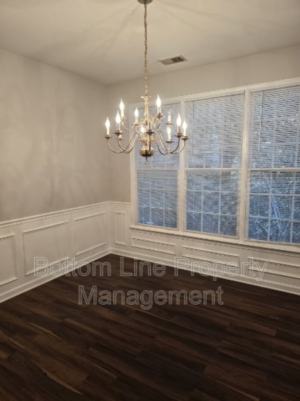 Building Photo - 7803 Harrington Woods Rd