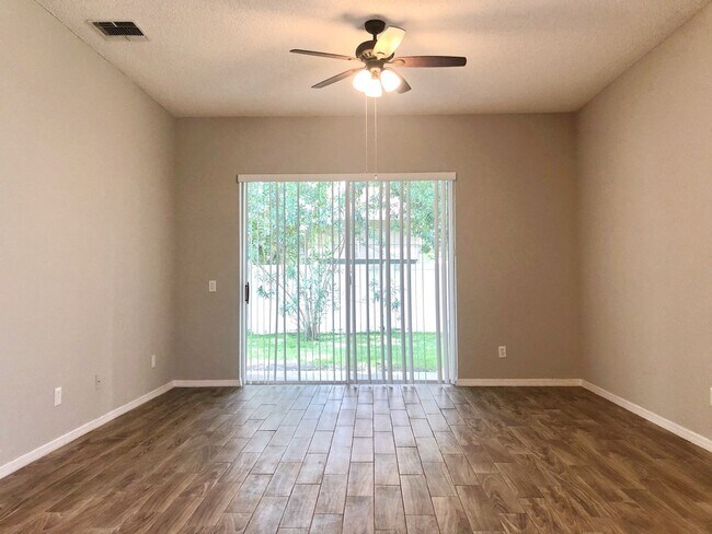 Building Photo - GREAT OVIEDO HOME WITH SOUGHT AFTER SCHOOLS