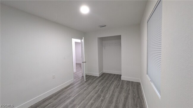 Building Photo - 660 S Missouri St