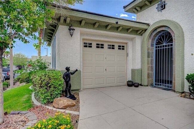 Building Photo - 10249 Wisteria Hills Ct