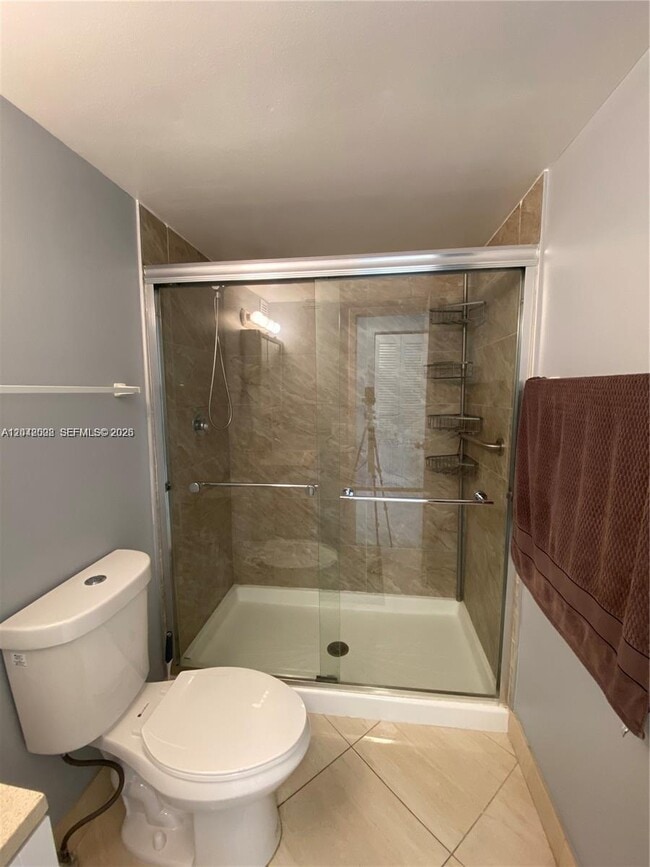 Building Photo - 2049 S Ocean Dr