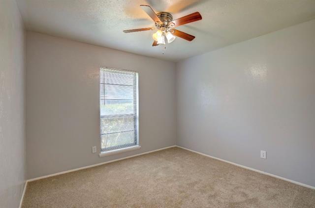 Building Photo - 713 Meadow Mead Dr