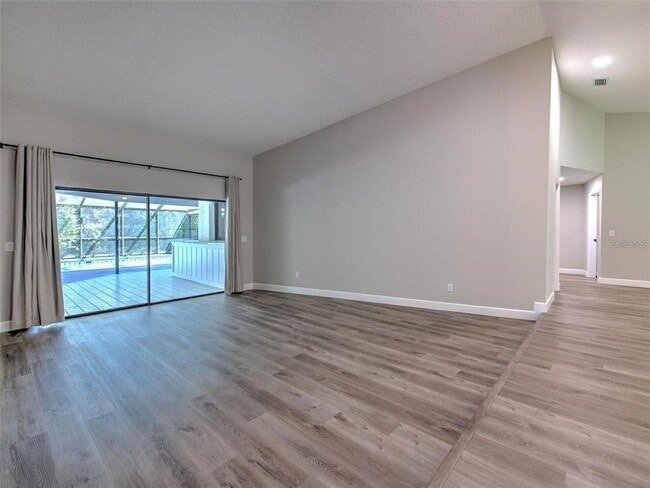 Building Photo - 3105 Mossvale Ln