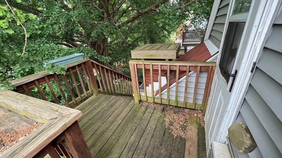 Building Photo - 801 Rubel Ave
