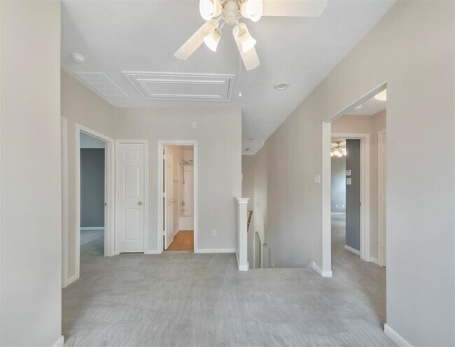 Building Photo - 158 W Burberry Cir