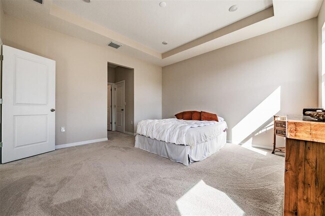 Building Photo - 10653 Tally Fawn Loop