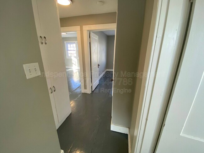 Building Photo - 234 Santa Clara Ave