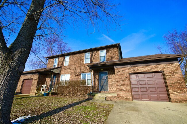 Building Photo - 2297 Ayers Dr