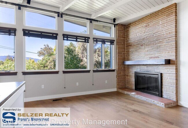Building Photo - 3 br, 2.5 bath House - 805 Isola Way