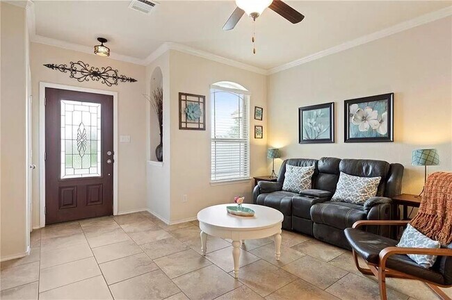 Building Photo - 156 Golden Eagle