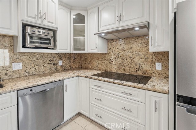 Building Photo - 3200 La Rotonda Dr