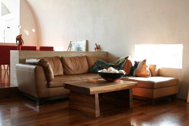 Living area - 818 1/2 California Ave