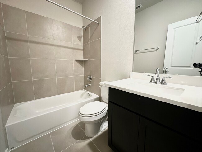 Building Photo - 12164 Ridge Top Dr