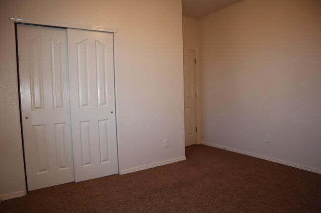 Building Photo - 5036 Copper Ranch Ave