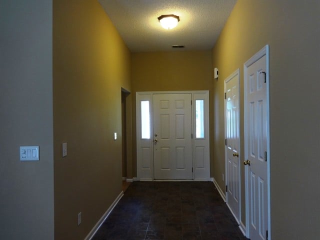 Building Photo - 8777 Tigershark Ave