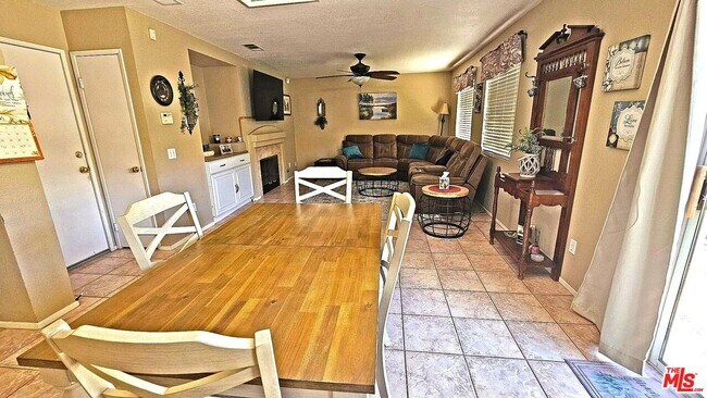 Building Photo - 16462 Turnbury Ct