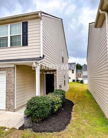 Building Photo - 3618 Oakleaf Pass