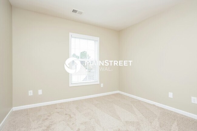 Building Photo - 5 Bedroom Pet-Friendly Home in Austell, GA with Main Street Renewal