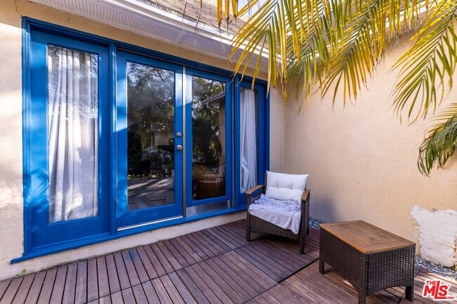 Building Photo - 1112 S Highland Ave