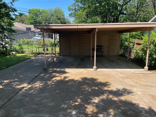 Building Photo - 2421 S Tyler St