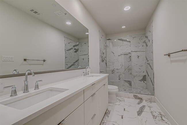 Building Photo - 2707 Kimsey Dr