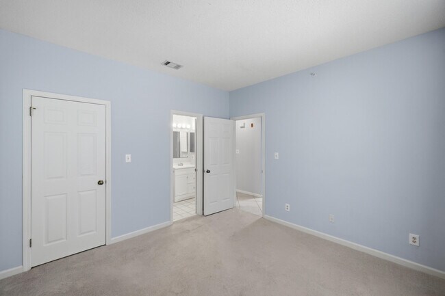 Building Photo - 200 Sandestin Ln