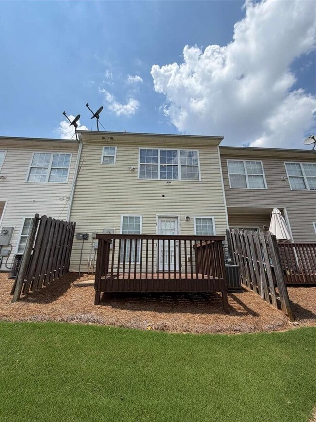Building Photo - 644 Kenridge Dr