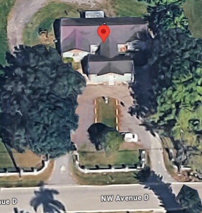 Building Photo - 1241 NW Avenue D