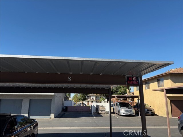 Building Photo - 1209 Oxford Dr