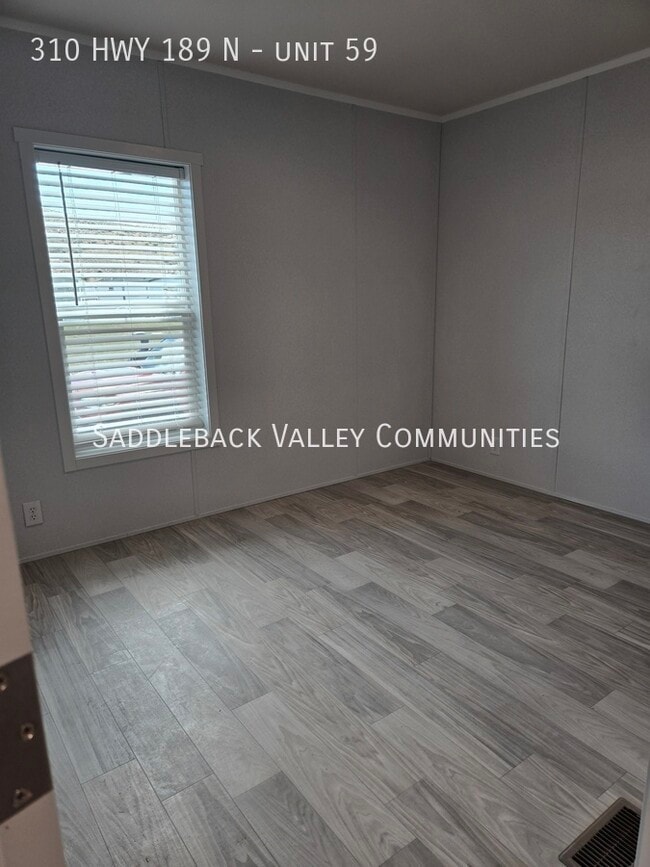 Building Photo - 310 HWY 189