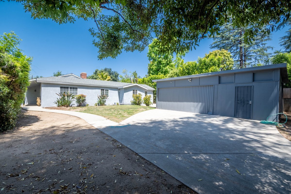 Building Photo - 2163 Santa Rosa Ave