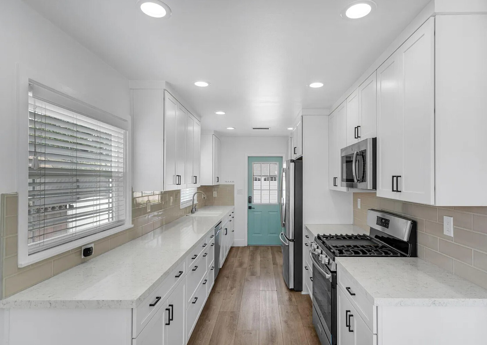 Building Photo - 15017 Bodger Ave