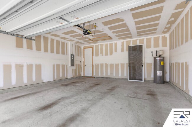 Building Photo - 58 Los Lagos Blvd