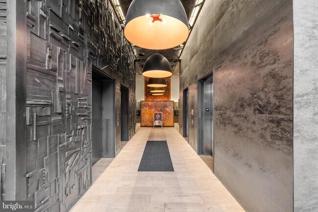 Building Photo - 1213 Walnut St