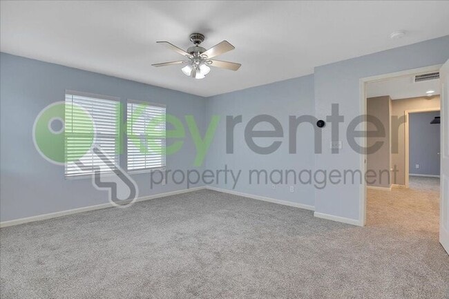 Building Photo - 461 Anjou Cir