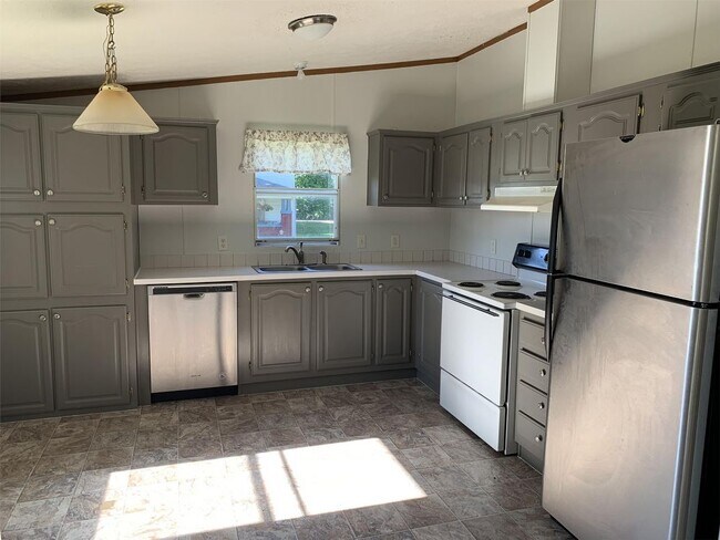 Building Photo - 1300 North 27th Street