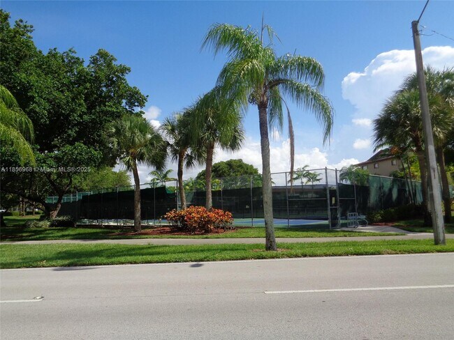 Building Photo - 901 SW 138th Ave
