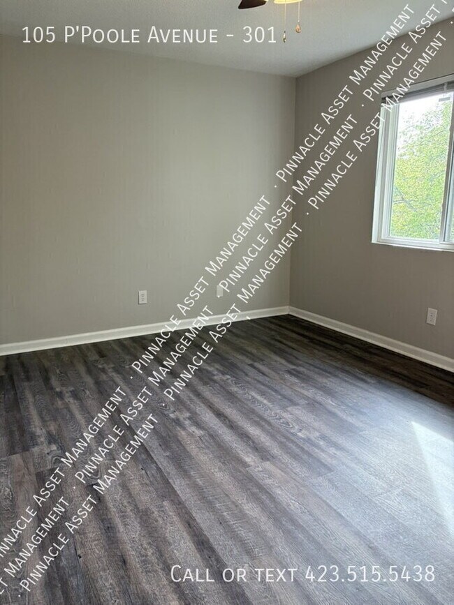 Building Photo - 105 P'Poole Ave