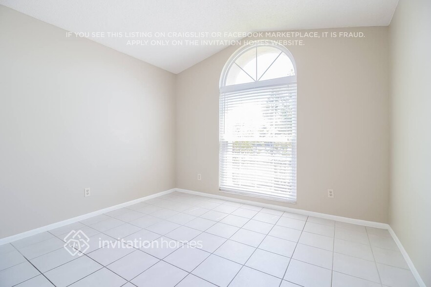 Building Photo - 1369 Tindaro Dr